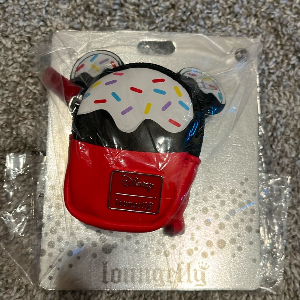 Brand new Disney Loungefly nuiMOs accessory
